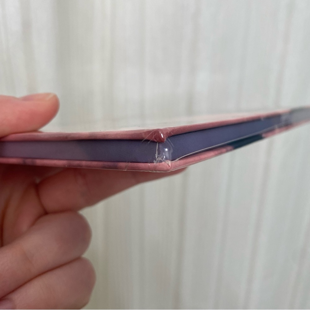 NEW💥 Illuminati x Isa Eyeshadow Palette - Picture 6 of 6